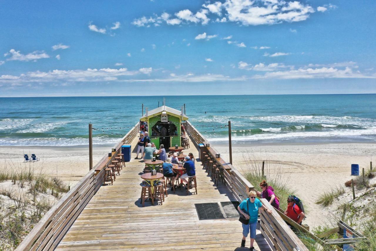 Golden Sands Oceanfront Hotel Carolina Beach Esterno foto