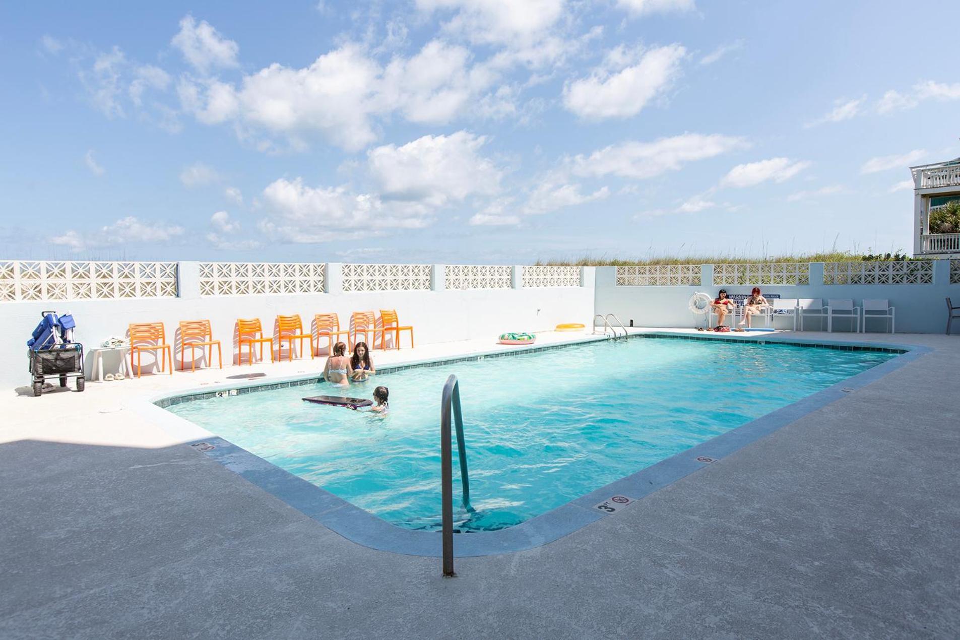 Golden Sands Oceanfront Hotel Carolina Beach Esterno foto