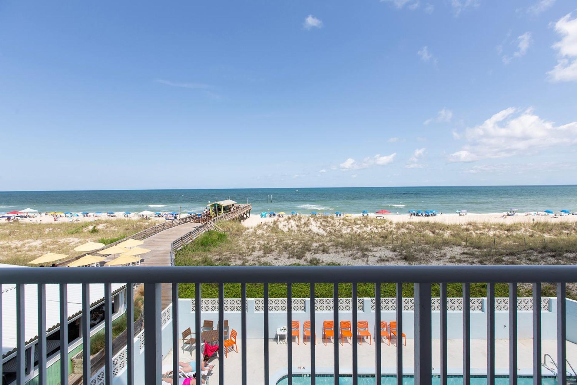 Golden Sands Oceanfront Hotel Carolina Beach Esterno foto