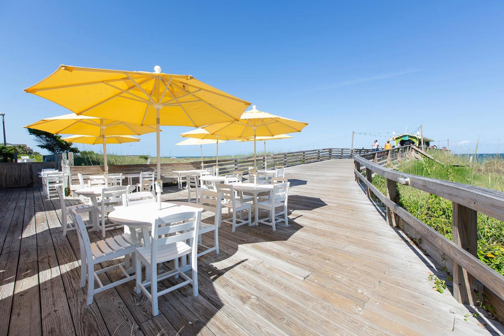 Golden Sands Oceanfront Hotel Carolina Beach Esterno foto