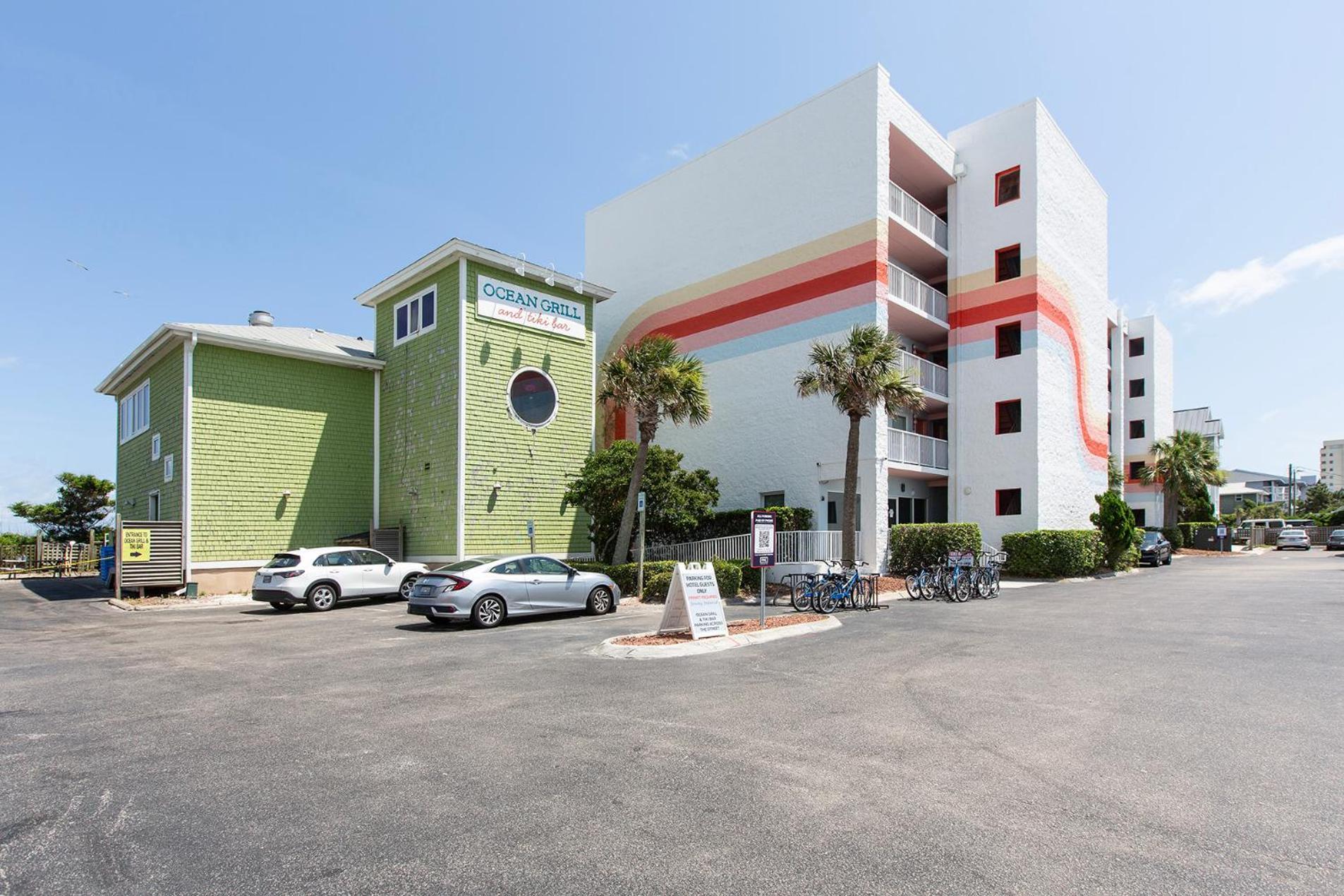 Golden Sands Oceanfront Hotel Carolina Beach Esterno foto