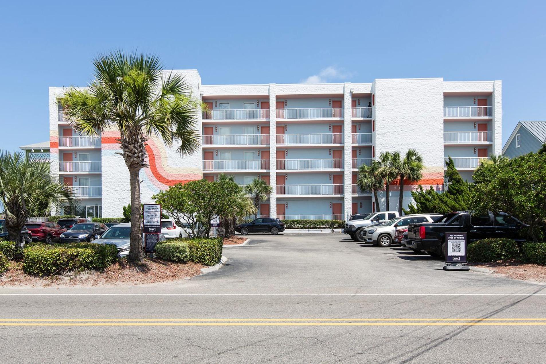 Golden Sands Oceanfront Hotel Carolina Beach Esterno foto